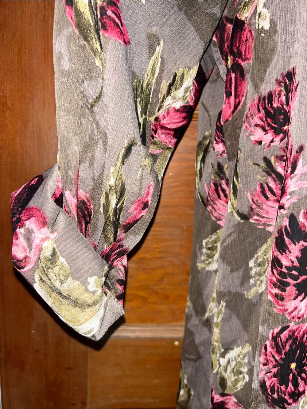 Kut from the Kloth Sheer Gray Button-Down Tunic with Pink Floral Print - Picture 3 of 5